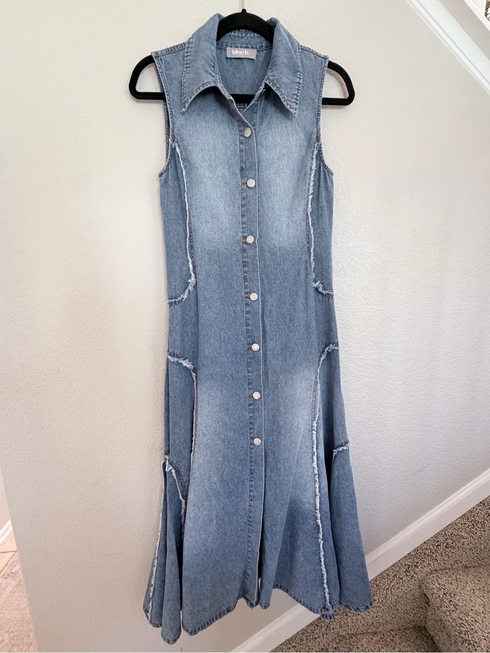 Blue B Collection Denim Midi Dress Frayed Seam Button Front Flare Size M